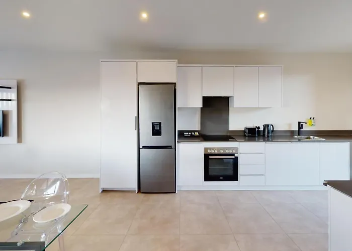 Mint Apartments Greenside
